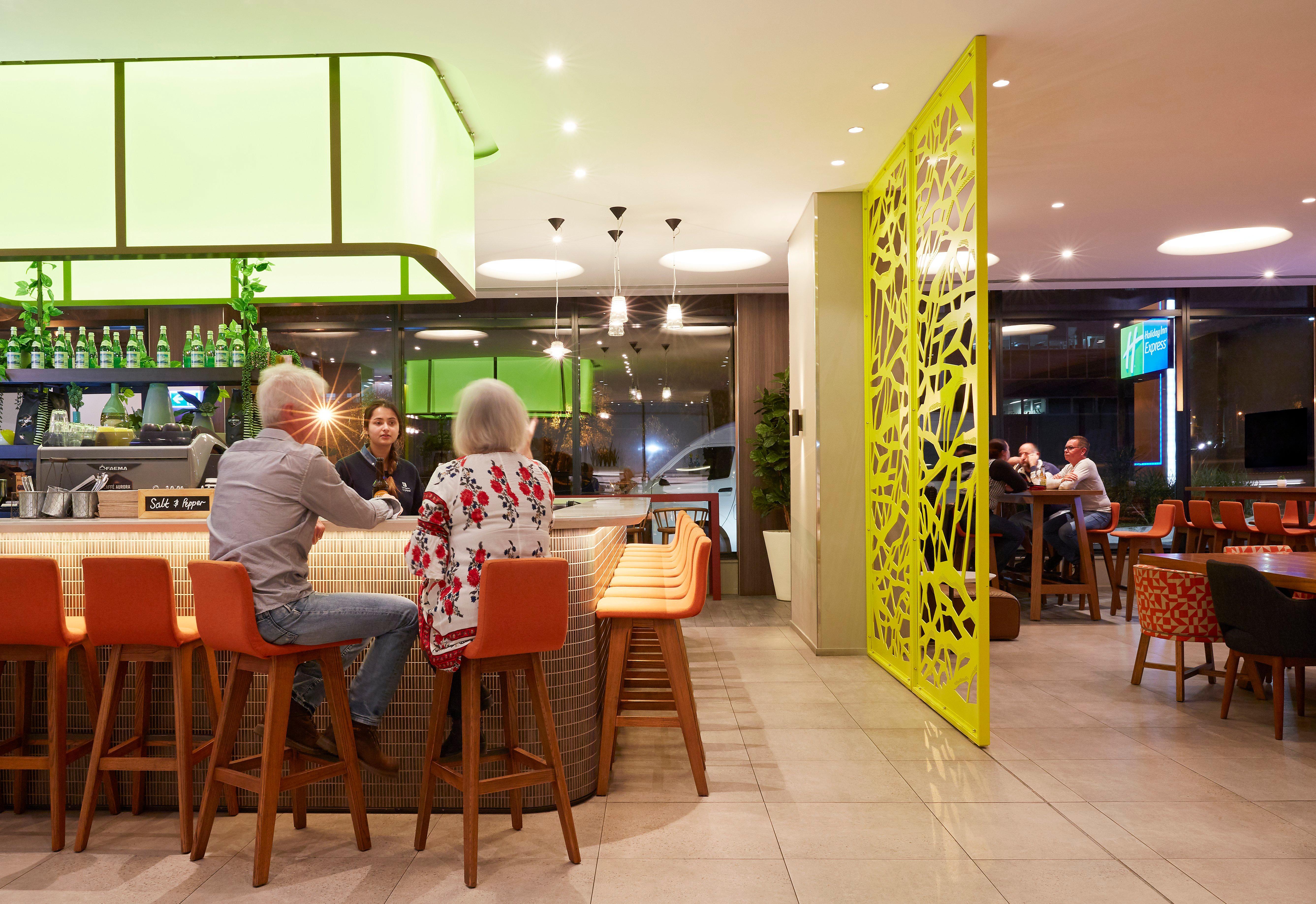 Holiday Inn Express Sydney Macquarie Park, An Ihg Hotel מראה חיצוני תמונה